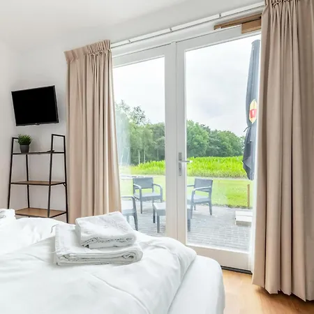 Tranquil Countryside Home, Cleaning Included *